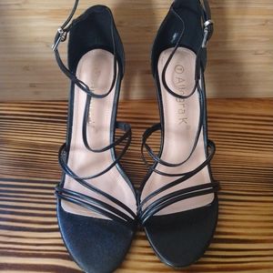 Black stilleto heels size 7